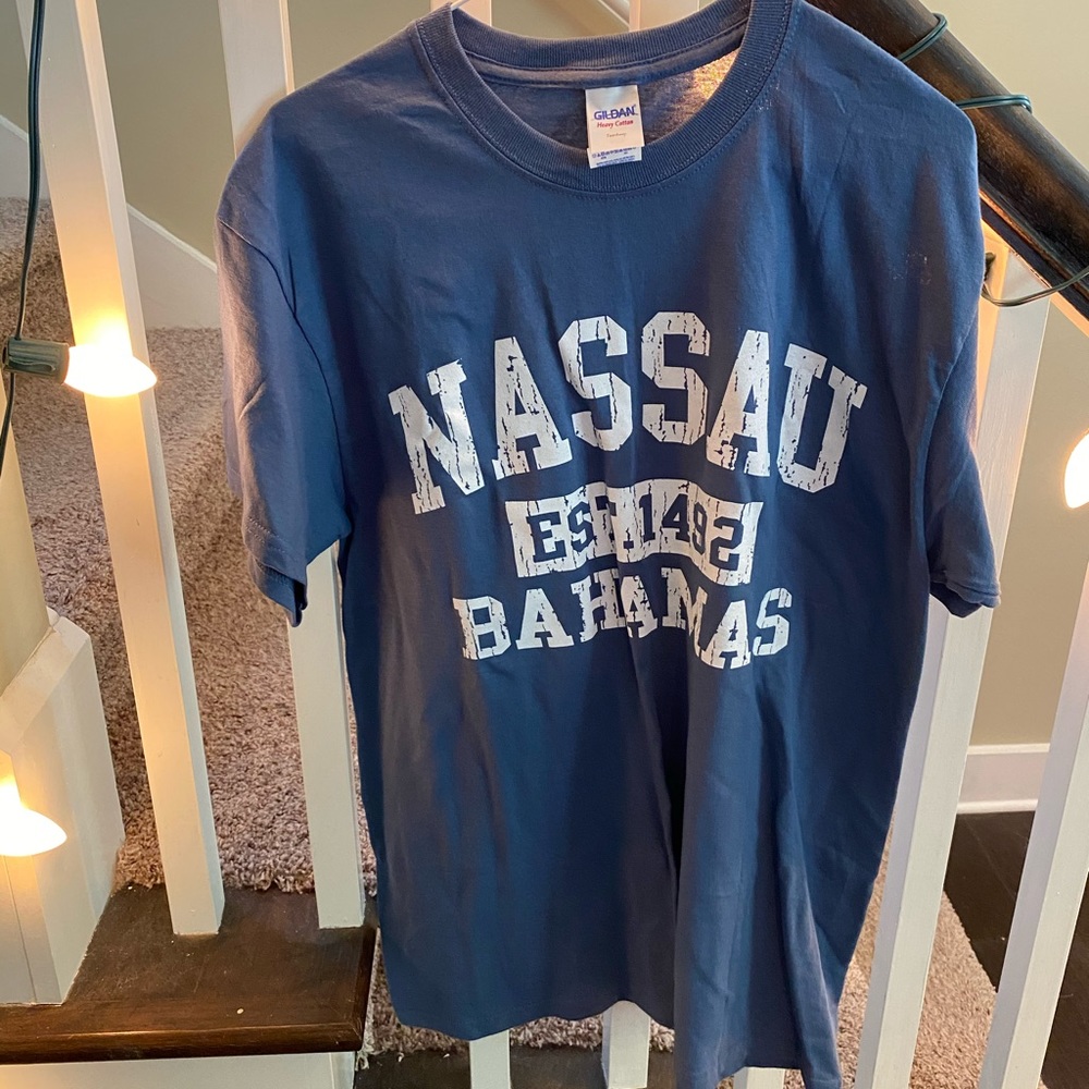 Nassau Bahamas Tourist Tee (M)